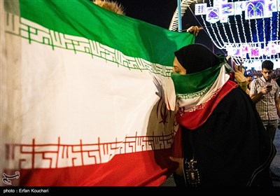 تجمع ایرانیان در حمایت از تیم ملی در دوحه