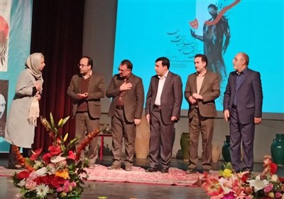 برگزیدگان سی و چهارمین جشنواره تئاتر استان همدان معرفی شدند