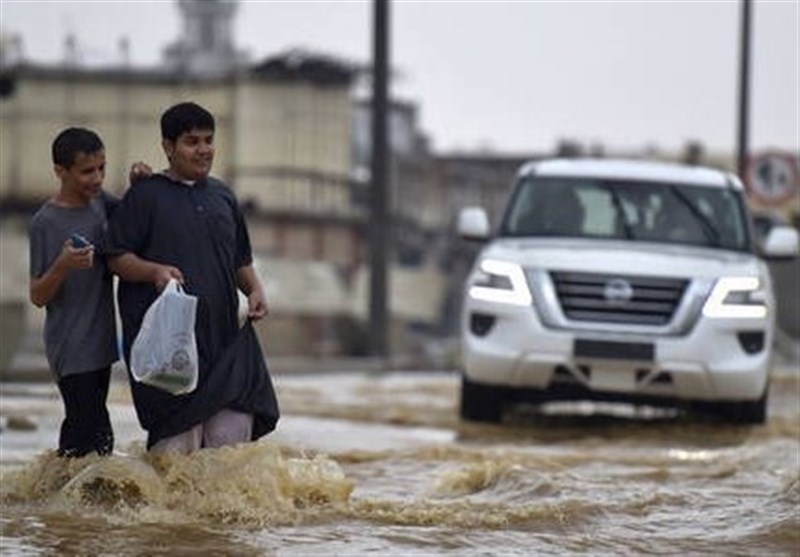 Two Killed after Saudi Arabia Hit By Major Flash Floods (+Video)