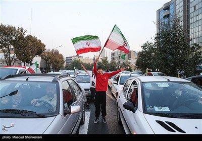 جشن پیروزی تیم ملی درخیابان های تهران