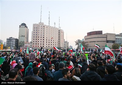 جشن پیروزی تیم ملی درخیابان های تهران