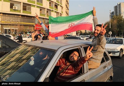 جشن پیروزی تیم ملی درخیابان های تهران