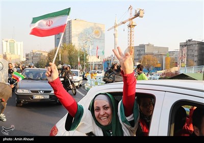 جشن پیروزی تیم ملی درخیابان های تهران