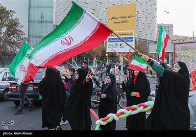 جشن پیروزی تیم ملی درخیابان های تهران