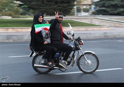 جشن پیروزی تیم ملی درخیابان های تهران