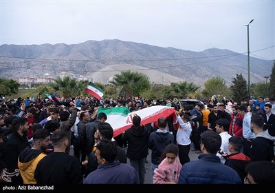 شادی مردم در پی برد ایران مقابل ولز - خرم آباد