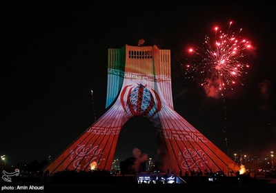 ویدئو مپینگ و نور افشانی برج آزادی به مناسبت پیروزی تیم ملی در مقابل تیم ولز 