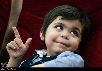  "آرمان" بیمار ۵ ساله مبتلا به سرطان خون چگونه توسط دانشمندان ایرانی درمان شد؟ + تصاویر 