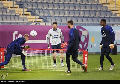 تمرین تیم ملی آمریکا پیش از بازی با ایران