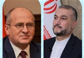 مباحثات ایرانیة - بولندیة تتناول العلاقات الثنائیة والتطورات الدولیة