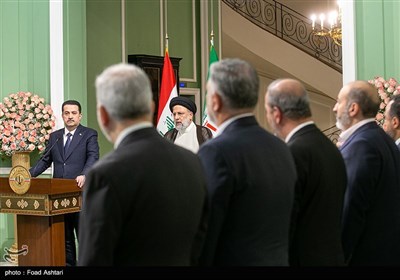 استقبال رسمی از نخست‌وزیر عراق