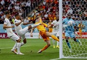 هولندا تفوز على قطر وتحسم صدارة المجموعة الأولى بالموندیال