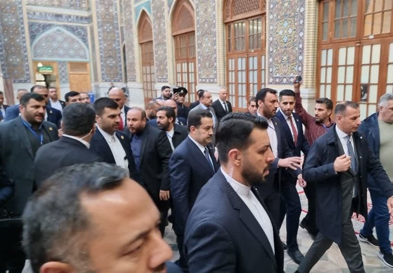 رئیس الوزراء العراقی یصل إلى مشهد