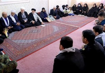 دیدار رئیس جمهور با خانوادههای شهدا و قربانیان اغتشاشات/ رئیسی: با مرتکبان قتل و ناامنی آشوبها مماشات نمیشود + تصاویر