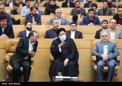 حضور حجت الاسلام سیدابراهیم رئیسی رئیس جمهور در همایش ملی مسئولیت اجرای قانون اساسی