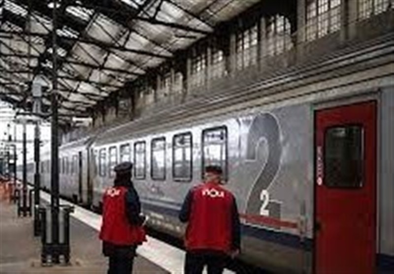 سومین روز متوالی اعتصاب کارکنان راه آهن فرانسه/ تداوم اختلال در حرکت قطارها