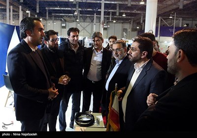 عبدالله ارجائی شهردار مشهد در نمایشگاه دستاوردهای پژوهش و فناوری در مشهد