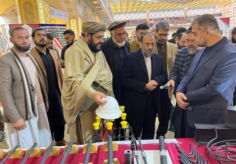 بازدید معاون سفارت ایران در کابل از نمایشگاه ملی افغانستان