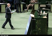 بهرام عین‌اللهی وزیر بهداشت در صحن علنی مجلس شورای اسلامی
