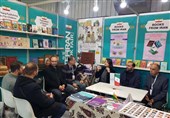 روز شلوغ غرفه ایران در نمایشگاه کتاب استانبول