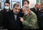 حضور سردار فدوی جانشین فرمانده کل سپاه ومحسن رضایی معاون اقتصادی رئیس جمهور در تشییع پیکر مرحوم رستم قاسمی