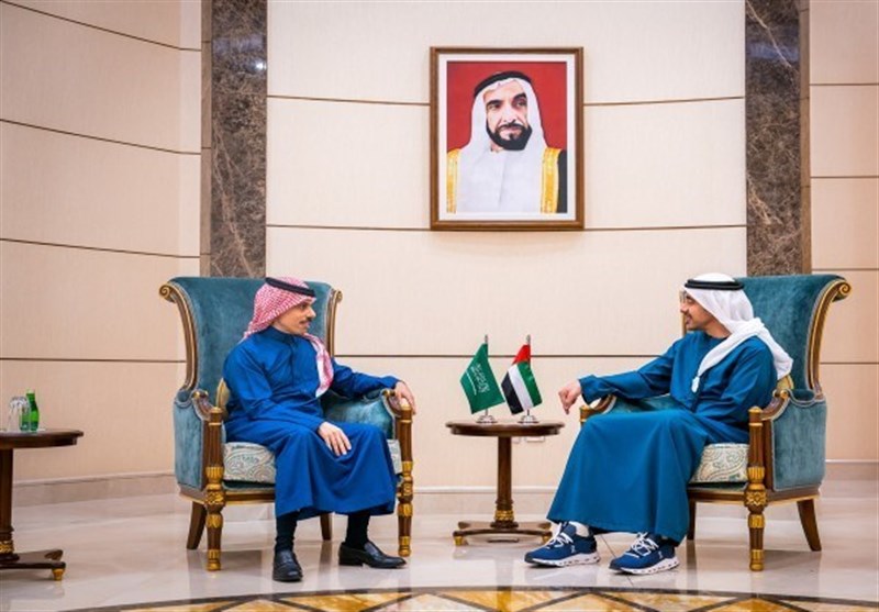 رایزنی وزرای خارجه عربستان و امارات درباره تقویت روابط دو جانبه