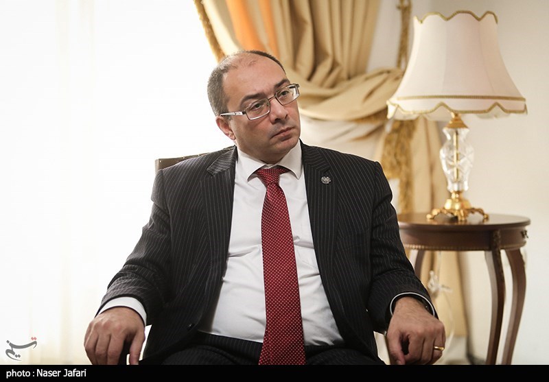 آرسن آواگیان سفیر ارمنستان