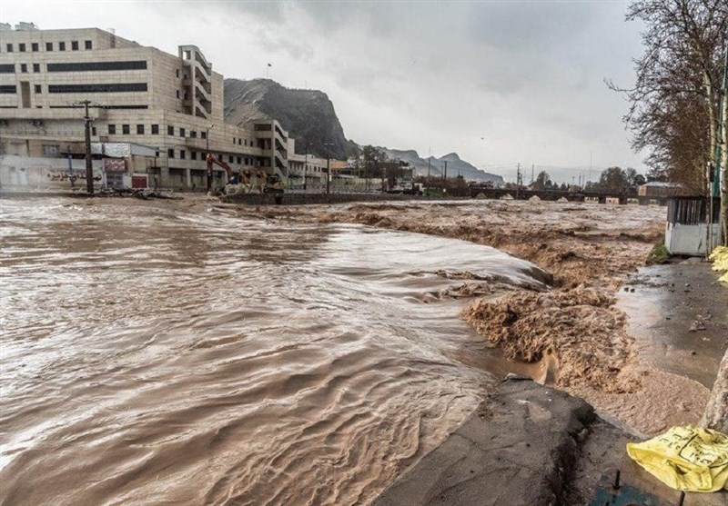 سیلاب 7 محور مواصلاتی بلوچستان را مسدود کرد