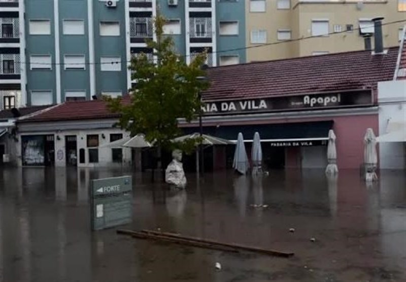 Heavy Rain, Floods Batter Lisbon, Residents Urged to Stay Home