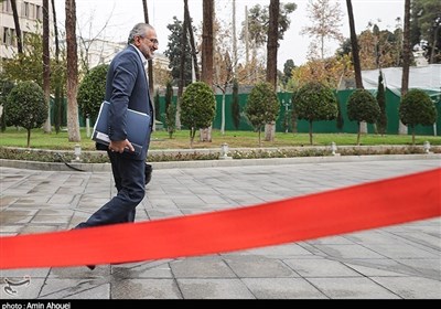  حسینی: سوال از رئیس‌جمهور در دستور کار مجلس نیست 
