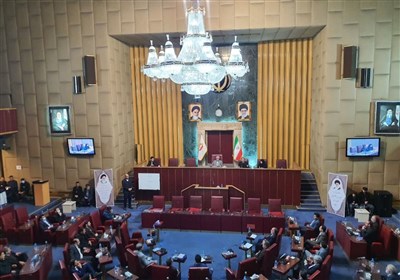  "پرویز سروری" در سمت رئیس شورای عالی استان‌ها ابقا شد 