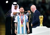 جام جهانی قطر| هجمه‌های بی‌دلیل غربی‌ها به ماجرای پوشیدن «بشت» توسط مسی/ کلاه مکزیکی «پله» را ندیدید؟