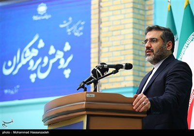 محمدمهدی اسماعیلی وزیر فرهنگ و ارشاد اسلامی در آیین گرامیداشت پژوهش و پژوهشگران