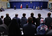 دیدار جمعی از خانواده شهدای حادثه تروریستی شاهچراغ با رهبر معظم انقلاب