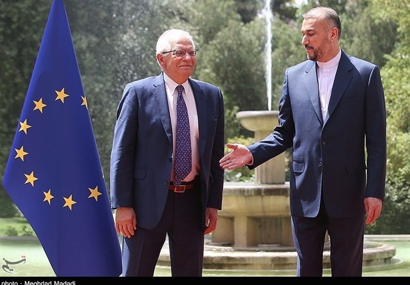 Iran Urges EU to Avoid Politicizing JCPOA Talks