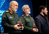 تقدیر خانواده سردار شهید حسن ایرلو از سردار اسماعیل قاآنی فرمانده نیروی قدس سپاه پاسداران و سردار حسین سلامی فرمانده کل سپاه پاسداران در نخستین سالگرد سردار شهید حسن ایرلو