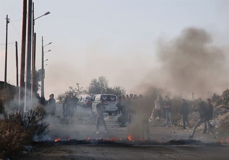 Palestinian Protesters Clash with Israeli Forces at Ramallah Rally (+Video)