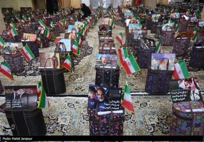 توزیع بیش از 14 هزار بسته کمک مومنانه در &quot;یلدای فاطمی&quot; اصفهان+ عکس و فیلم