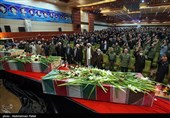 مراسم استقبال از 6 شهید گمنام در پایگاه  شکاری شهید نوژه همدان