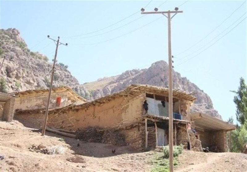 کلنگ‌زنی و بهره‌برداری 660 میلیارد ریال پروژه برق‌رسانی در کردستان