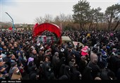 تشییع پیکر 13 شهید گمنام دفاع مقدس در اصفهان