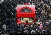 تشییع پیکر 13 شهید گمنام دفاع مقدس در اصفهان