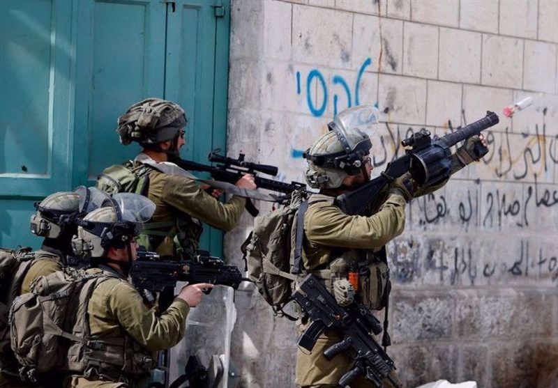 22 Palestinians Detained by Israeli Forces in West Bank