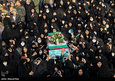تشییع پیکر 6 شهید گمنام دفاع مقدس در تبریز 