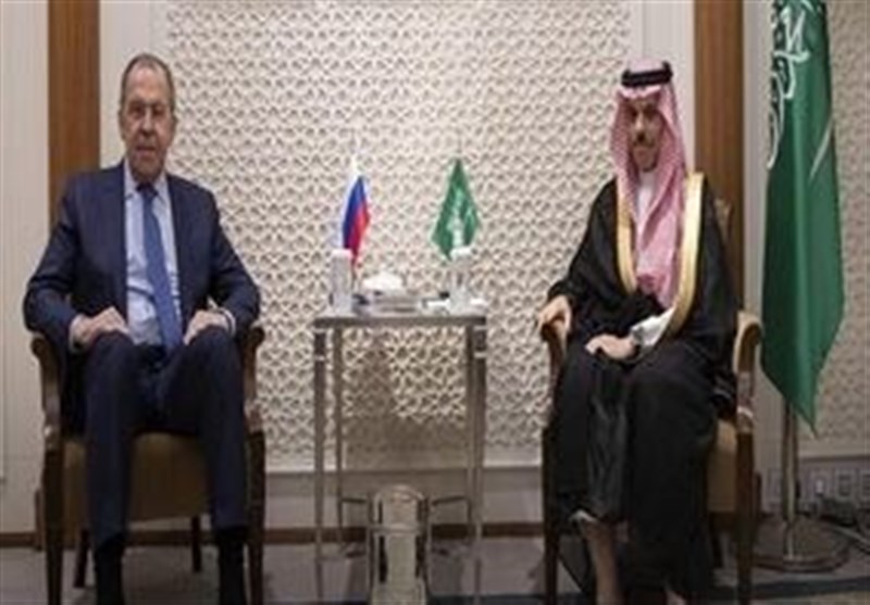 گفت‌وگوی وزرای خارجه عربستان و روسیه درباره منطقه