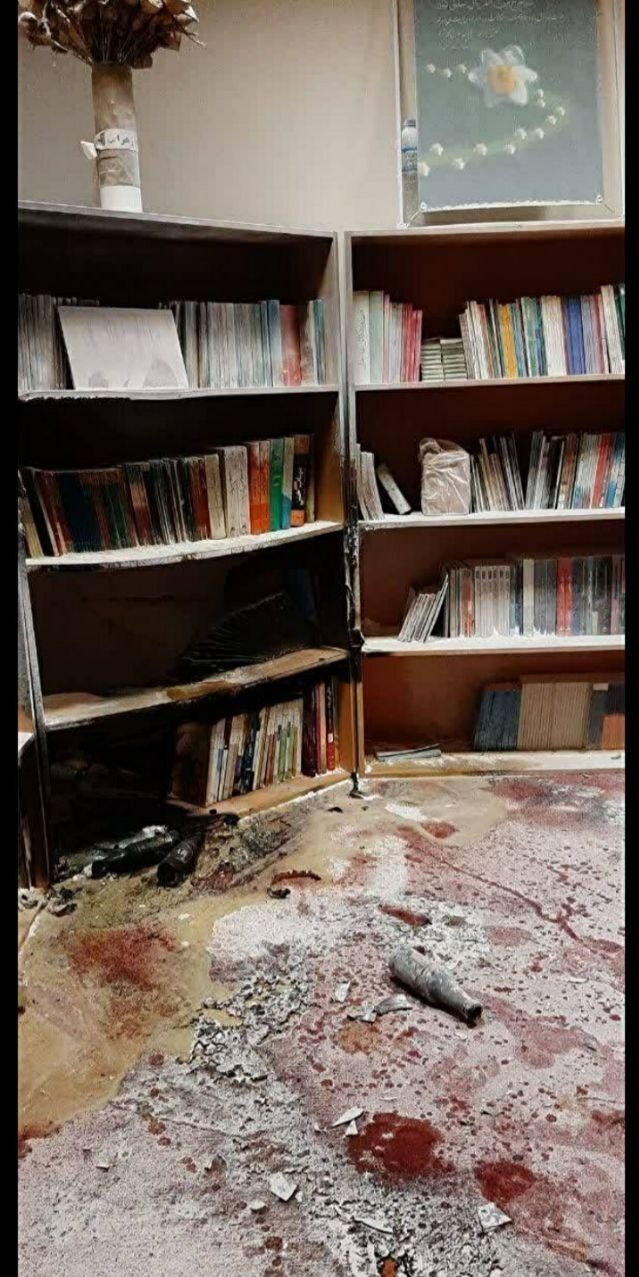 دفتر بسیج دانشجویی دانشگاه آزاد تهران شمال دچار حریق شد + عکس