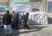 توزیع کمک‌های بشردوستانه در هرات در سالگرد شهادت سردار سلیمانی