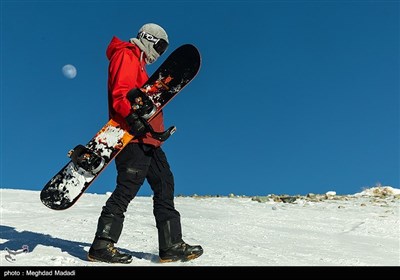 Tochal Ski Resort Open to Snow Lovers in Northern Tehran