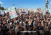 تظاهرات مردم یمن در محکومیت ادامه محاصره؛ هشدار شدید به ائتلاف سعودی
