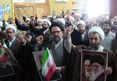 تجمع طلاب و مردم انقلابی کرمانشاه در اعتراض به اهانت نشریه فرانسوی + تصویر